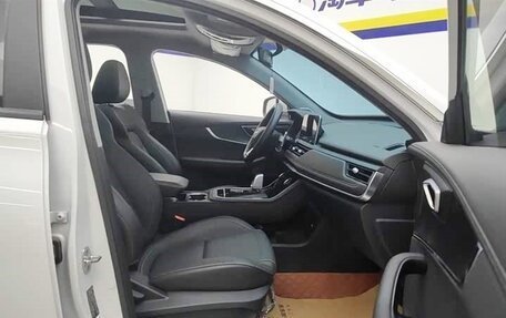 Chery Tiggo 8 I, 2022 год, 1 585 000 рублей, 8 фотография