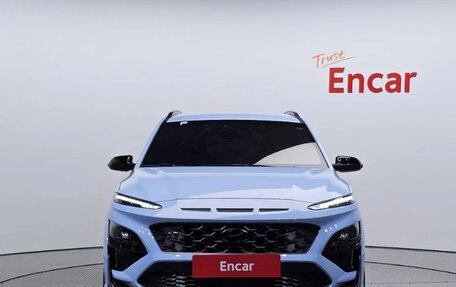 Hyundai Kona I, 2022 год, 1 405 000 рублей, 3 фотография