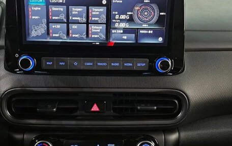 Hyundai Kona I, 2022 год, 1 405 000 рублей, 12 фотография