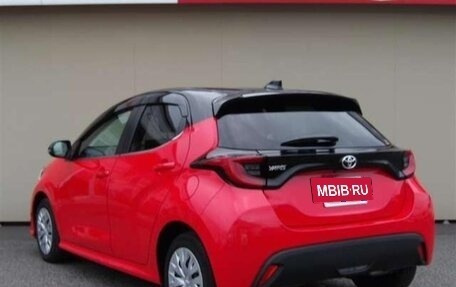 Toyota Yaris, 2021 год, 1 170 000 рублей, 7 фотография