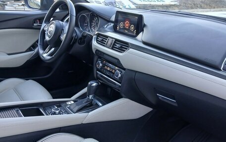 Mazda 6, 2017 год, 2 295 000 рублей, 15 фотография