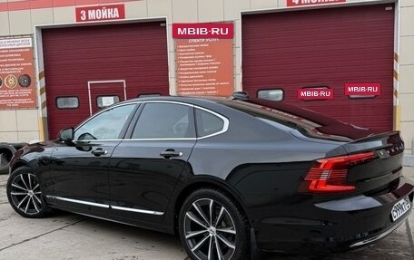 Volvo S90 II рестайлинг, 2021 год, 3 600 000 рублей, 10 фотография