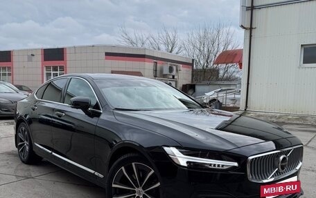 Volvo S90 II рестайлинг, 2021 год, 3 600 000 рублей, 6 фотография