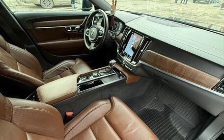 Volvo S90 II рестайлинг, 2021 год, 3 600 000 рублей, 16 фотография