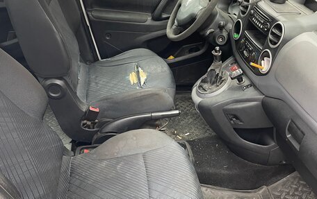 Peugeot Partner II рестайлинг 2, 2010 год, 220 000 рублей, 2 фотография