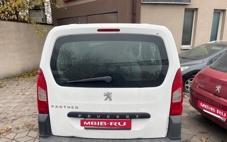 Peugeot Partner II рестайлинг 2, 2010 год, 220 000 рублей, 9 фотография