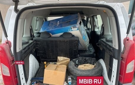 Peugeot Partner II рестайлинг 2, 2010 год, 220 000 рублей, 4 фотография