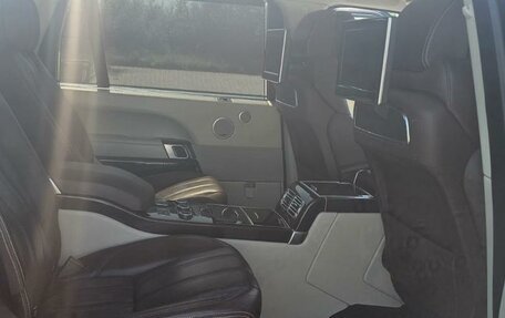 Land Rover Range Rover IV рестайлинг, 2016 год, 4 500 000 рублей, 13 фотография