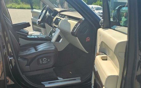 Land Rover Range Rover IV рестайлинг, 2016 год, 4 500 000 рублей, 12 фотография