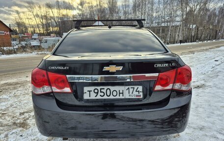 Chevrolet Cruze II, 2011 год, 645 000 рублей, 4 фотография