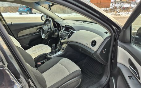 Chevrolet Cruze II, 2011 год, 645 000 рублей, 18 фотография