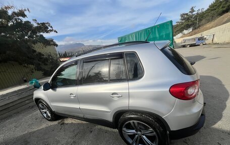 Volkswagen Tiguan I, 2011 год, 1 600 000 рублей, 2 фотография