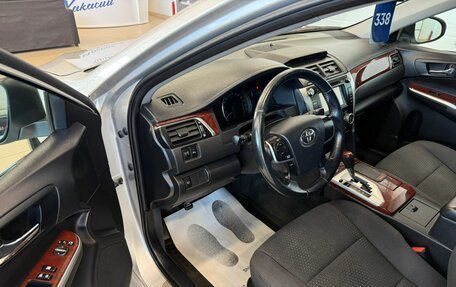 Toyota Camry, 2012 год, 1 899 000 рублей, 10 фотография