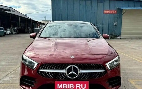 Mercedes-Benz A-Класс, 2022 год, 1 717 000 рублей, 3 фотография