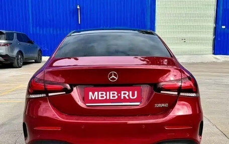 Mercedes-Benz A-Класс, 2022 год, 1 717 000 рублей, 5 фотография