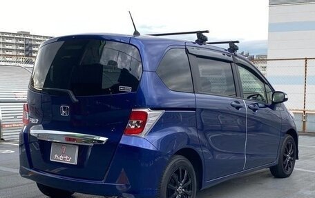 Honda Freed I, 2016 год, 900 000 рублей, 4 фотография