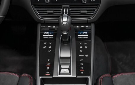 Porsche Macan I рестайлинг, 2025 год, 15 000 000 рублей, 28 фотография