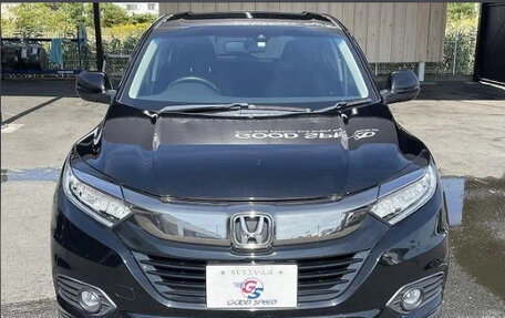 Honda Vezel, 2021 год, 1 650 000 рублей, 2 фотография