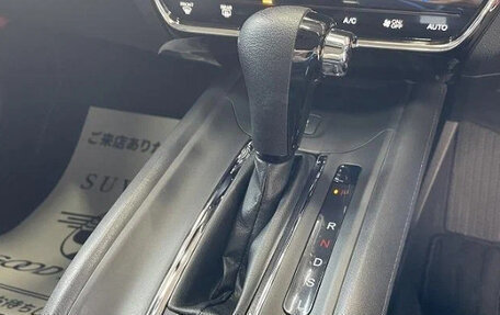 Honda Vezel, 2021 год, 1 650 000 рублей, 11 фотография