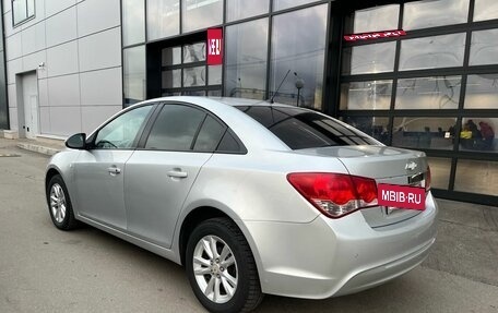 Chevrolet Cruze II, 2012 год, 749 000 рублей, 4 фотография