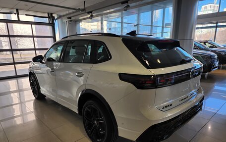 Volkswagen Tiguan, 2025 год, 4 950 000 рублей, 2 фотография