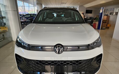 Volkswagen Tiguan, 2025 год, 4 950 000 рублей, 5 фотография