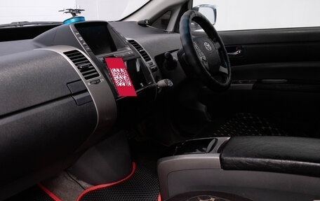 Toyota Prius, 2008 год, 749 000 рублей, 16 фотография