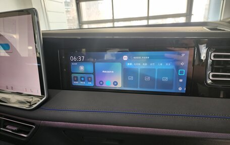 Volkswagen Tiguan, 2025 год, 4 950 000 рублей, 15 фотография