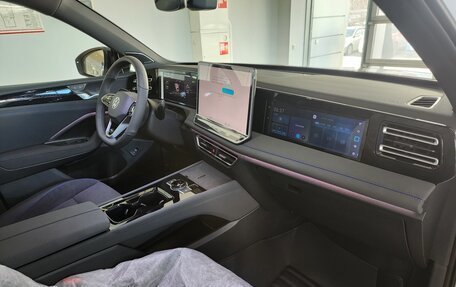 Volkswagen Tiguan, 2025 год, 4 950 000 рублей, 14 фотография