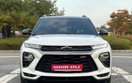 Chevrolet TrailBlazer, 2022 год, 1 830 000 рублей, 2 фотография