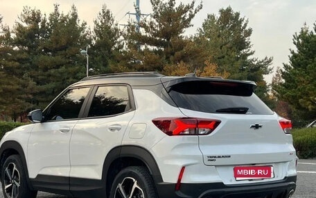 Chevrolet TrailBlazer, 2022 год, 1 830 000 рублей, 4 фотография