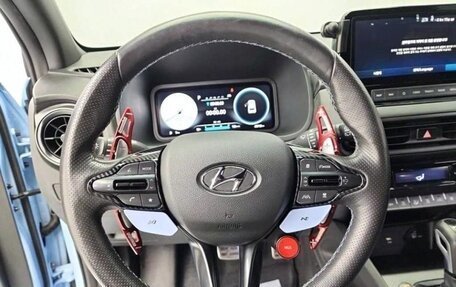 Hyundai Kona I, 2022 год, 1 260 000 рублей, 15 фотография