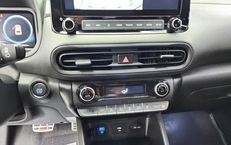 Hyundai Kona I, 2022 год, 1 260 000 рублей, 16 фотография