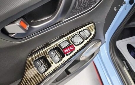 Hyundai Kona I, 2022 год, 1 260 000 рублей, 20 фотография