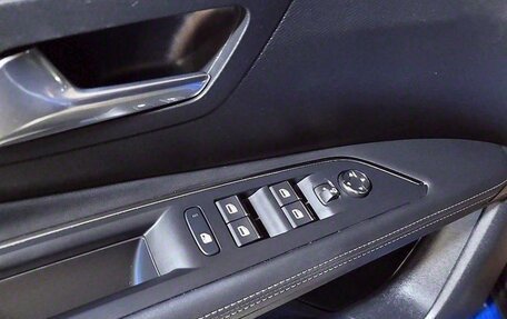 Peugeot 3008 II, 2022 год, 1 979 000 рублей, 13 фотография