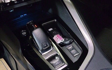 Peugeot 3008 II, 2022 год, 1 979 000 рублей, 12 фотография