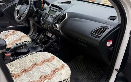 Hyundai ix35 I рестайлинг, 2011 год, 1 250 000 рублей, 16 фотография