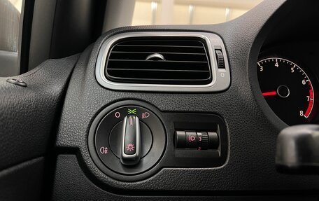 Volkswagen Polo VI (EU Market), 2017 год, 1 280 000 рублей, 30 фотография