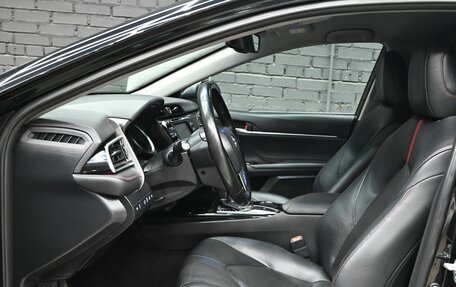 Toyota Camry, 2020 год, 2 810 000 рублей, 9 фотография