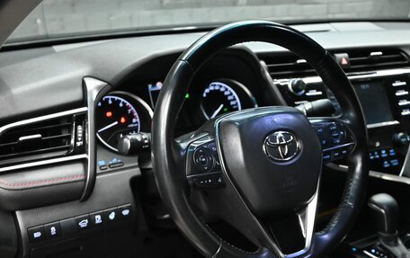 Toyota Camry, 2020 год, 2 810 000 рублей, 13 фотография