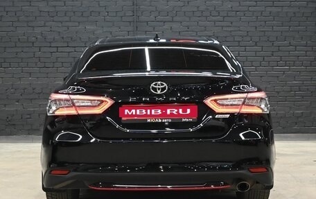 Toyota Camry, 2020 год, 2 810 000 рублей, 5 фотография