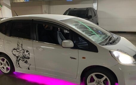 Honda Fit III, 2013 год, 850 000 рублей, 4 фотография