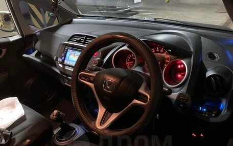 Honda Fit III, 2013 год, 850 000 рублей, 9 фотография