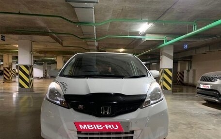 Honda Fit III, 2013 год, 850 000 рублей, 8 фотография