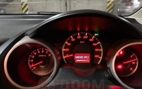 Honda Fit III, 2013 год, 850 000 рублей, 10 фотография