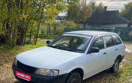 Nissan AD II, 2002 год, 185 000 рублей, 31 фотография