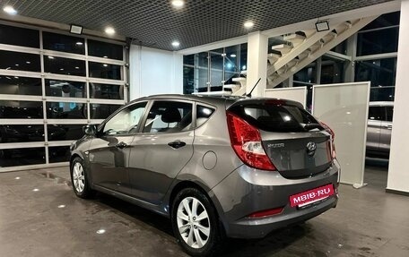 Hyundai Solaris II рестайлинг, 2015 год, 965 000 рублей, 5 фотография