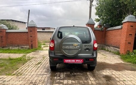 Chevrolet Niva I рестайлинг, 2017 год, 625 000 рублей, 7 фотография