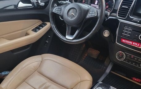 Mercedes-Benz GLS, 2017 год, 4 700 000 рублей, 9 фотография