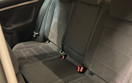 Volkswagen Jetta VI, 2007 год, 750 000 рублей, 22 фотография